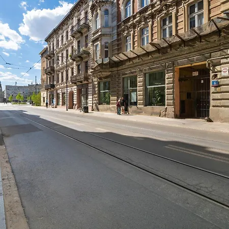 Spacious 82 M2 With Sauna Near Plac Wolnosci In By Renters * Lodz