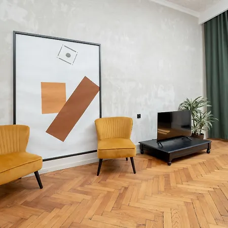 Spacious 82 M2 With Sauna Near Plac Wolnosci In By Renters *